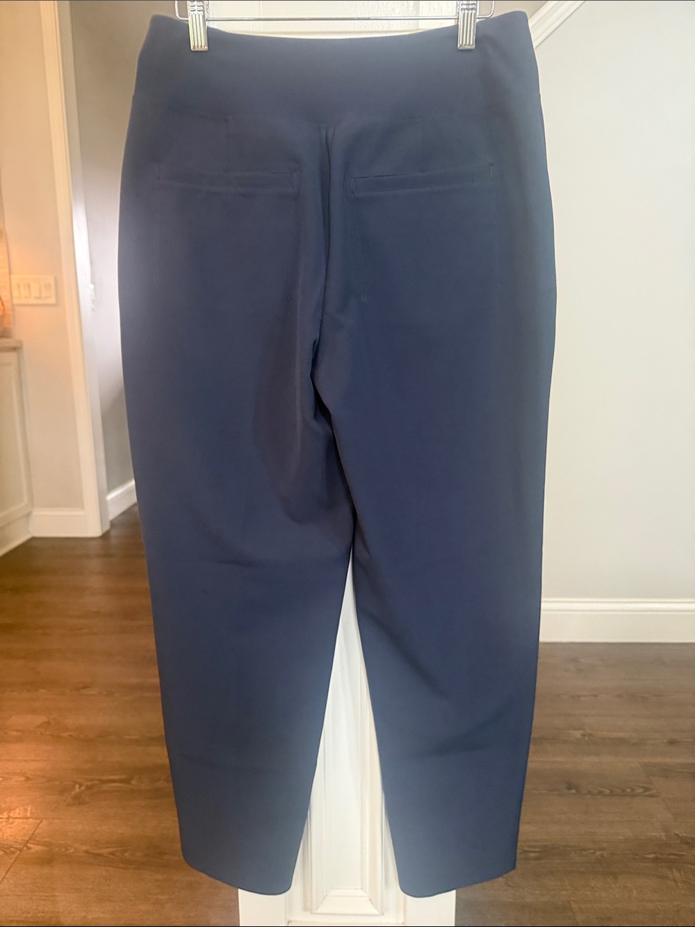Athleta NWOT Endless Ankle Pants in Navy 6 - Picture 5 of 8